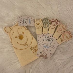 Disney Bath Mitt and 5 Pack Finger Puppet Set for Bath Time